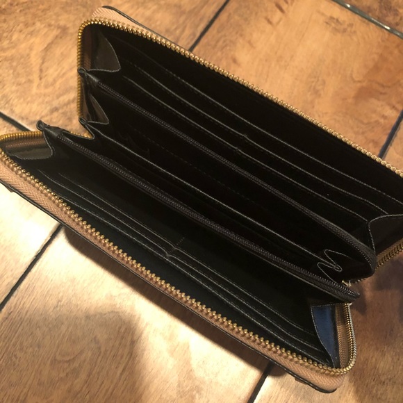 Rebecca Minkoff Dot Print Zip Wallet - Picture 4 of 8